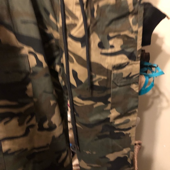 Mens forever 21 camouflage pants - Picture 5 of 5